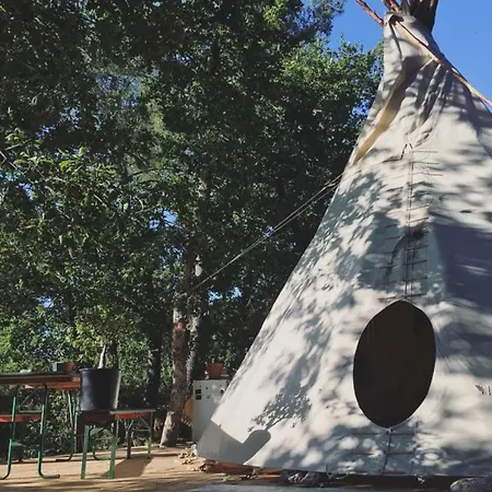 Tipi Dans La Foret Luxury tent *